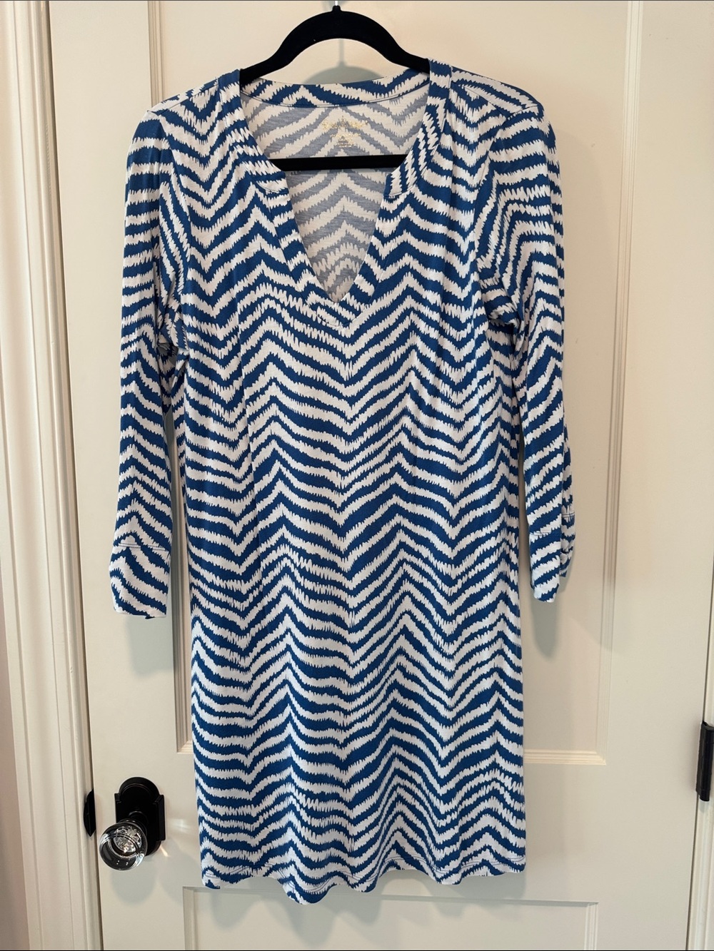 Lilly Pulitzer Blue & White Chevron V-Neck Long Sleeve Dress